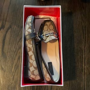 Coach original print loafers with gold buckle and small heel